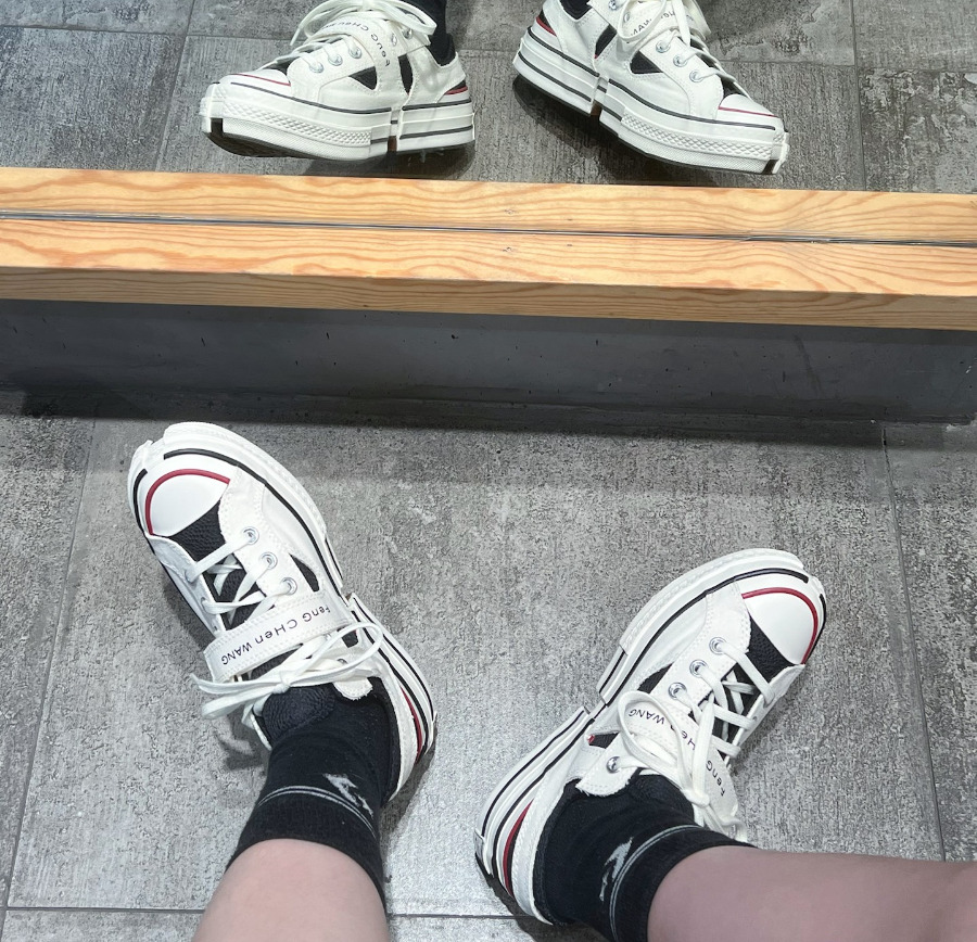 Giày Converse Chuck 70 Low x Feng Chen Wang ‘Egret’ A08857C - Ảnh 3