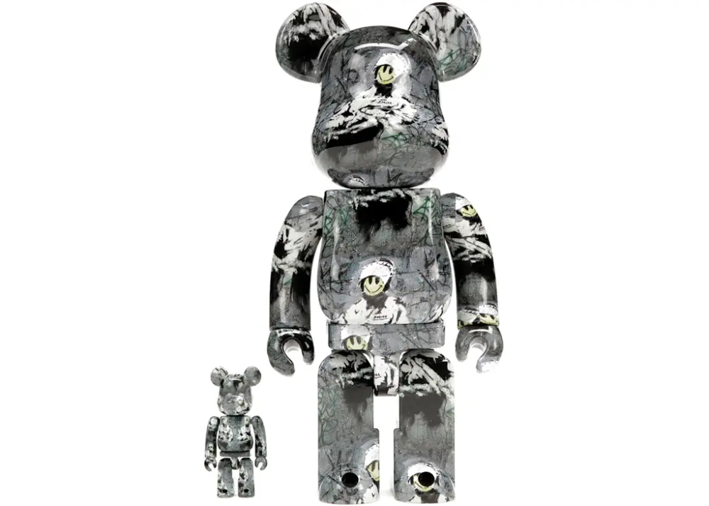 Mô hình Bearbrick Riot Cop 100% & 400% Set
