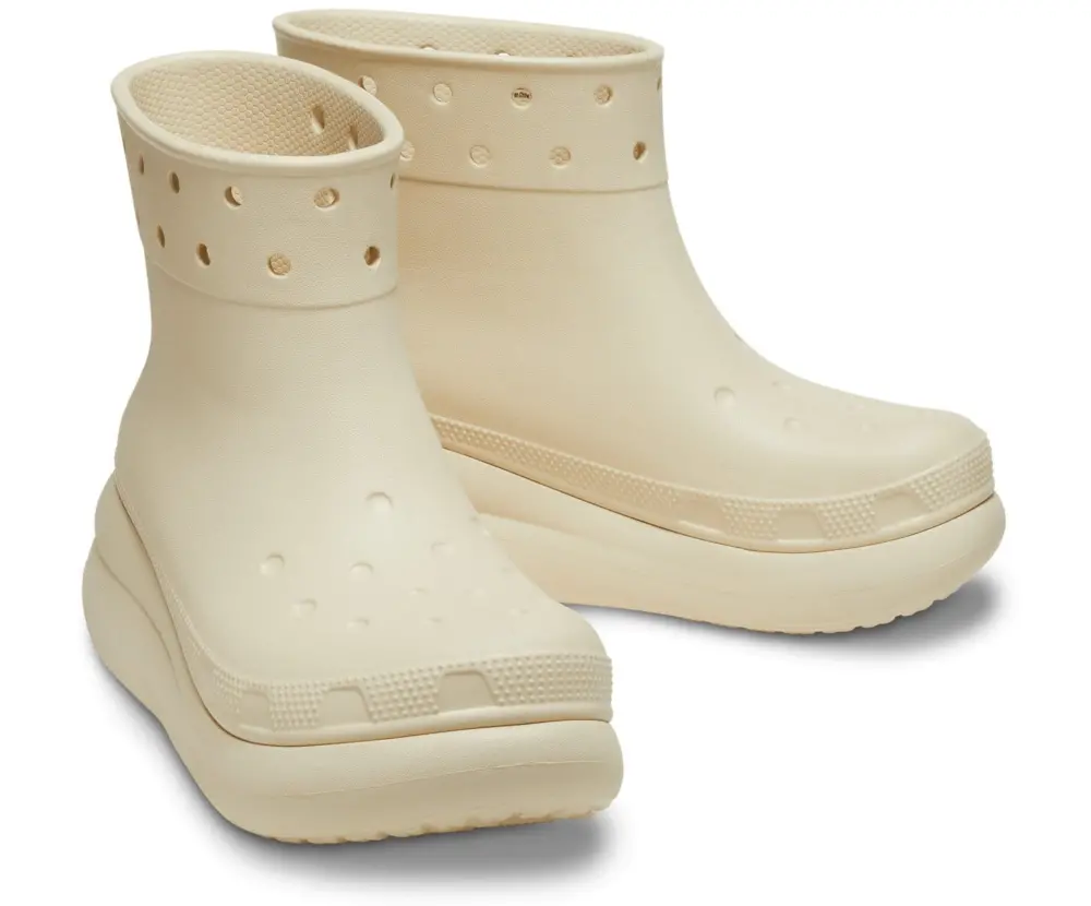 Alternative view of Giày Crocs Classic Crush Boot Bone 'White' 207946-2Y2