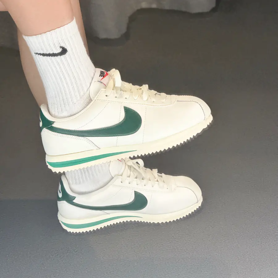 Giày Nike Cortez ‘Sail Stadium Green’ DM4044-104 - Ảnh 3