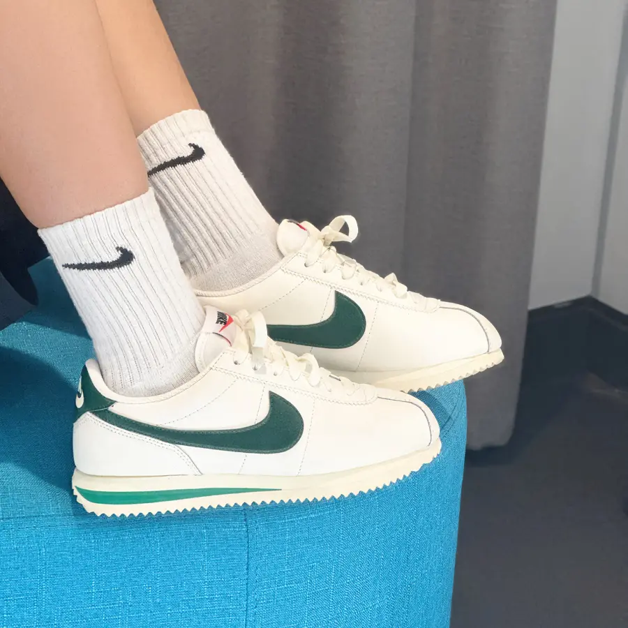 Giày Nike Cortez ‘Sail Stadium Green’ DM4044-104 - Ảnh 4
