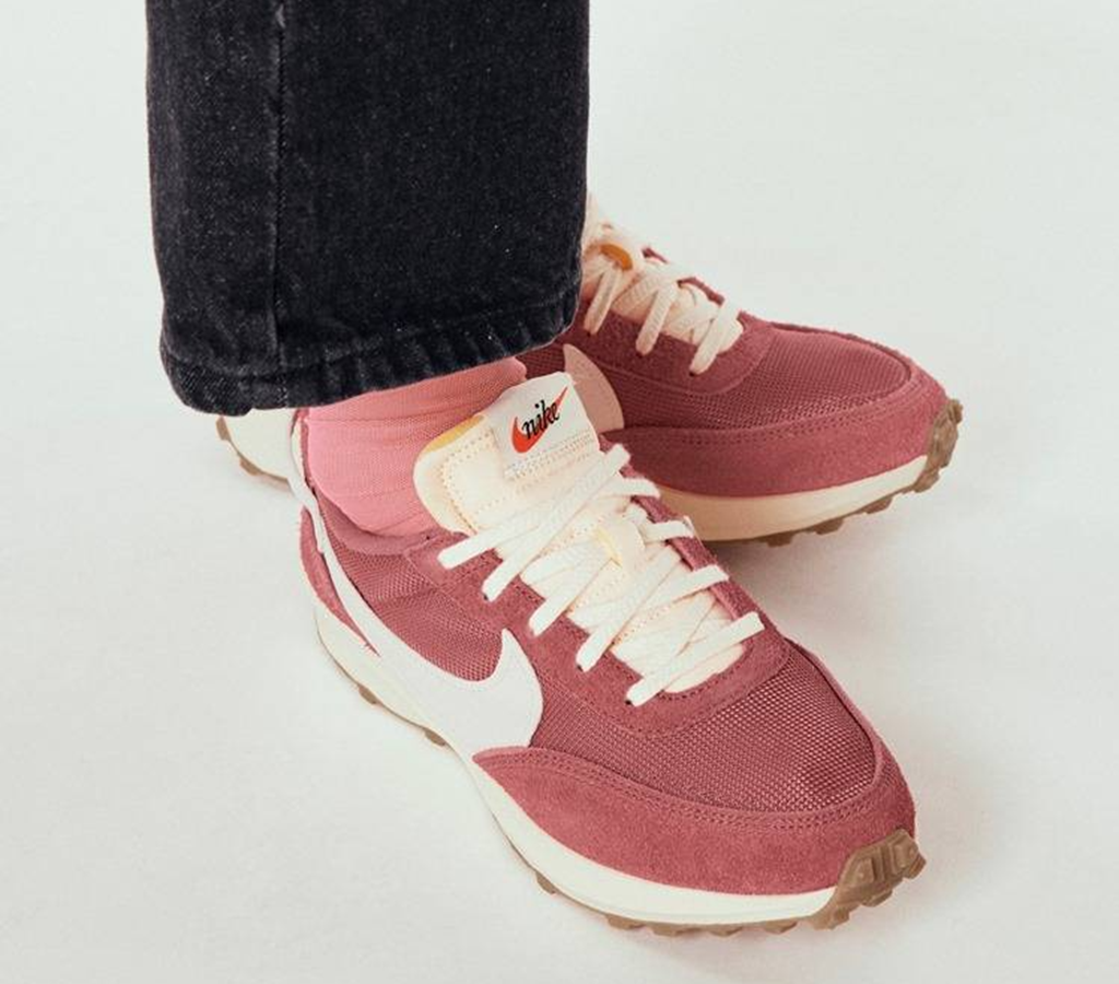 Giày Nike Waffle Debut Vintage ‘Adobe Sail’ DX2931-600 - Ảnh 3