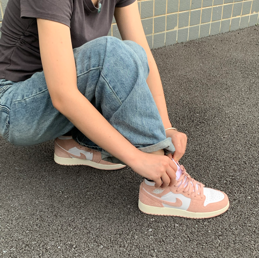 Giày Nike Air Jordan 1 Mid ‘Legend Pink’ FN7432-161 - Ảnh 3