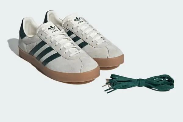 Alternative view of Giày Adidas Gazelle 'Off White Collegiate Green'