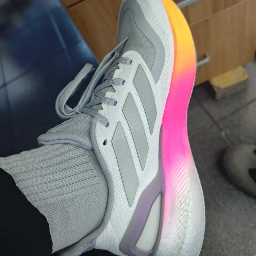 Alternative view of Giày Adidas Pureboost 5 ‘Silver Metallic Spark’ IE8463