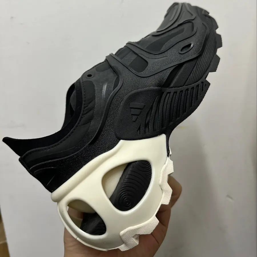 Alternative view of Giày Adidas Wonder Runner Pro ‘Black’ ID3658