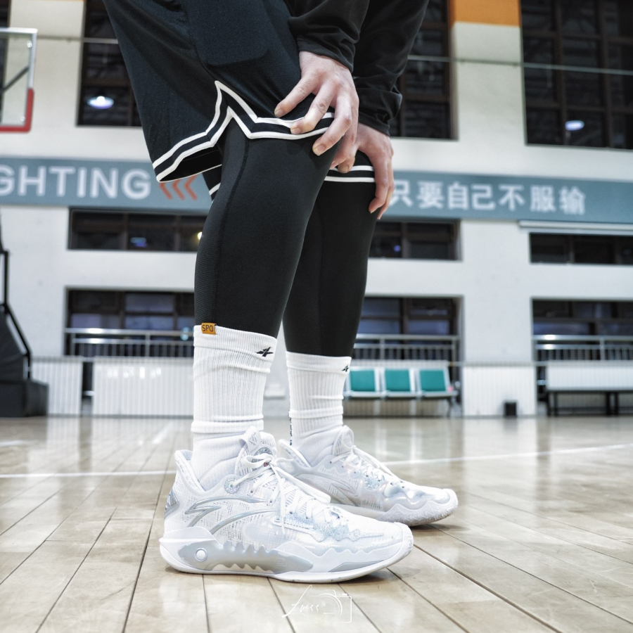 Giày Anta Kyrie Irving x Shock Wave 5 ‘Inheritance’ 112331106-7 - Ảnh 2