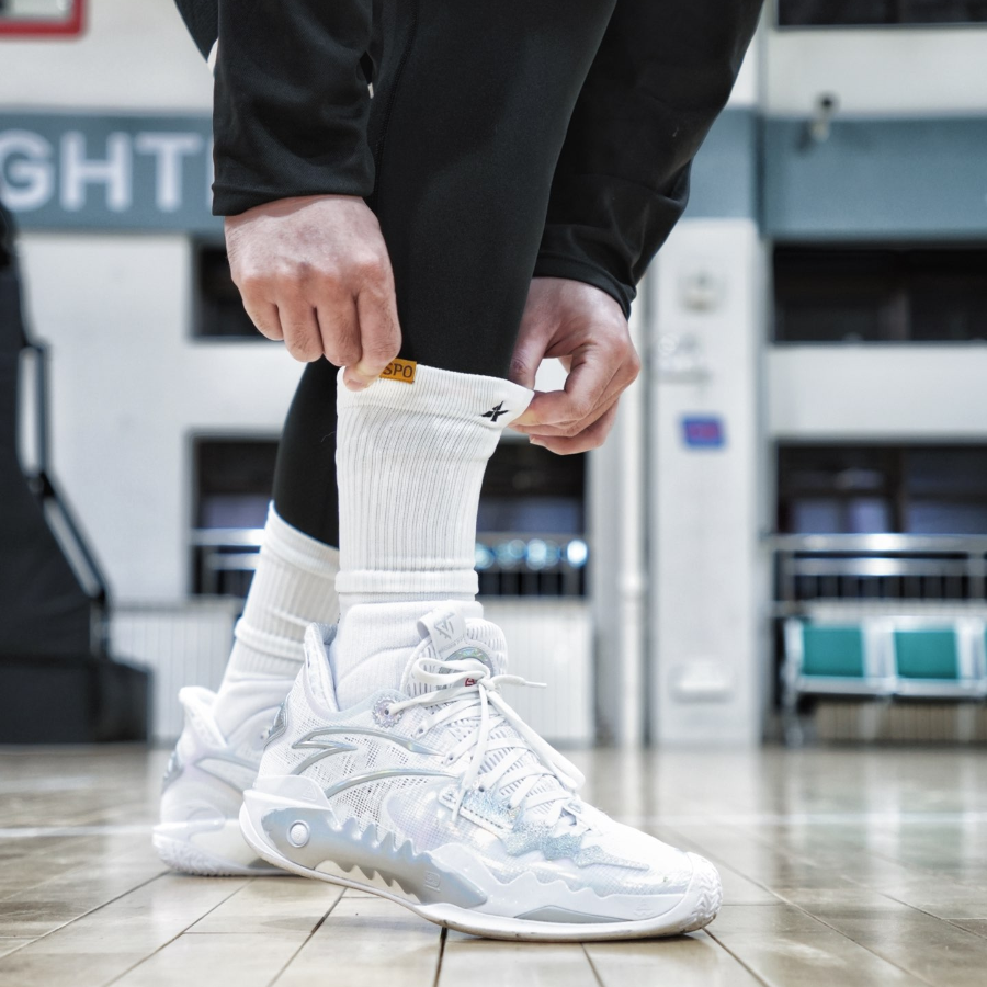 Giày Anta Kyrie Irving x Shock Wave 5 ‘Inheritance’ 112331106-7 - Ảnh 4