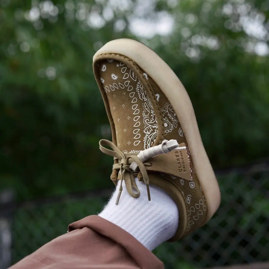 Giày Clarks Originals Wallabee Oak ‘Dark Olive Green’ 261685237 - Ảnh 4