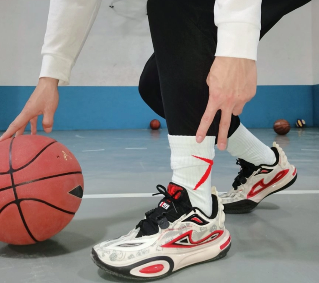 Giày Li-Ning Way of Wade All City 11 V2 “Halloween” ABAT093-1 - Ảnh 2