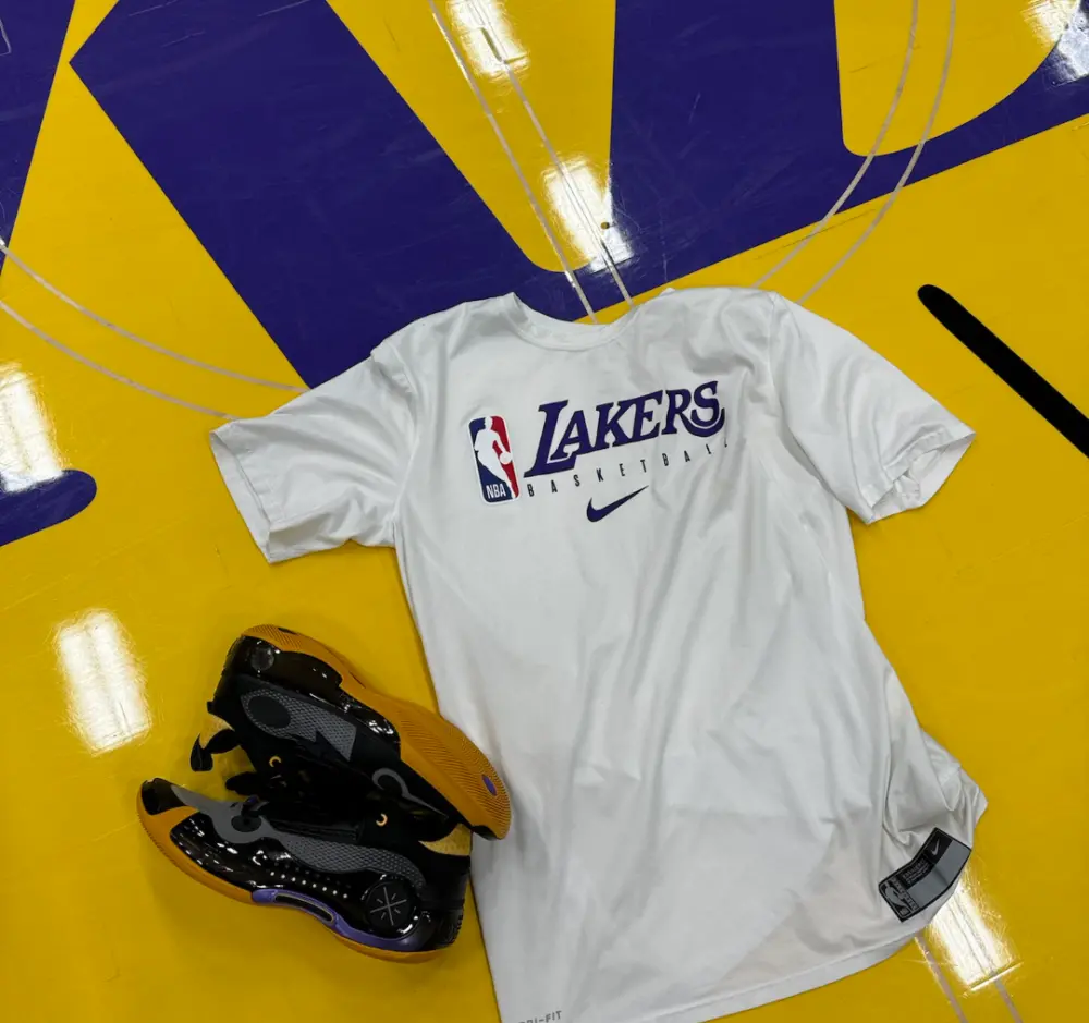 Alternative view of Giày Lining Way Of Wade 10 Low x D’Angelo Russell ‘Lakers Away’ ABAS083-7