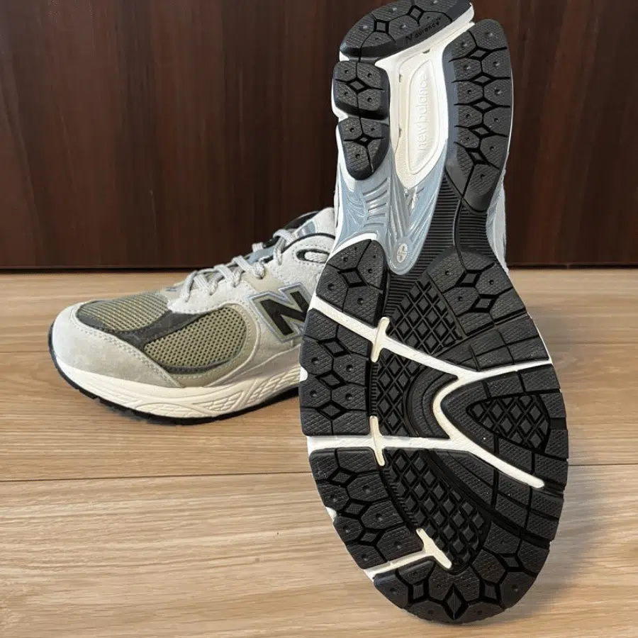 Giày New Balance 2002R 'Honeydew Green' M2002RFT - Ảnh 5