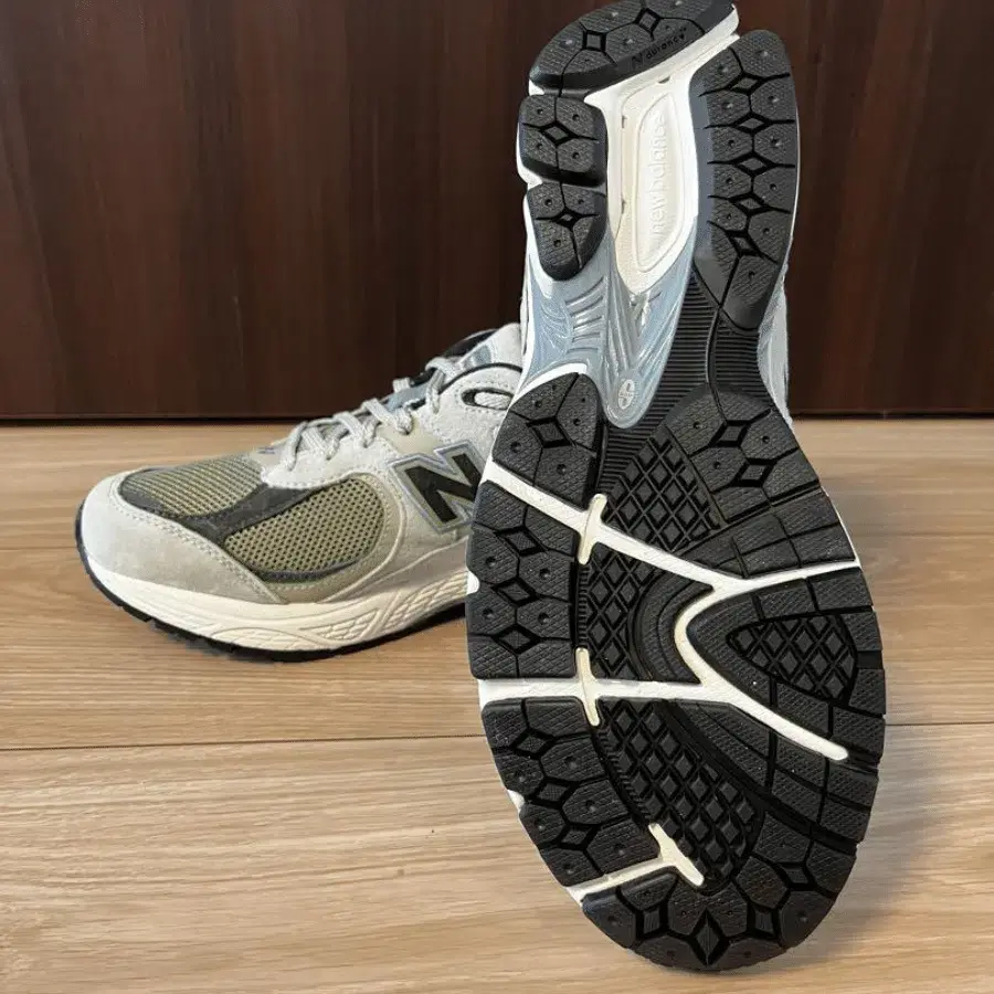 Giày New Balance 2002R 'Honeydew Green' M2002RFT - Ảnh 5