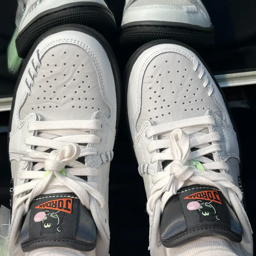Alternative view of Giày Nike Air Jordan 1 MM Low ‘Phantom Dark Grey’ HM3689-001