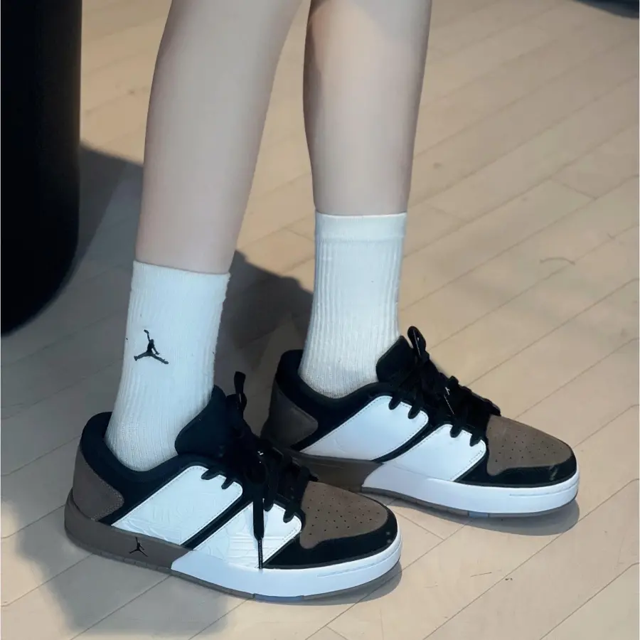 Giày Nike Air Jordan Nu Retro 1 Low GS ‘Palomino’ FB4412-102 - Ảnh 4