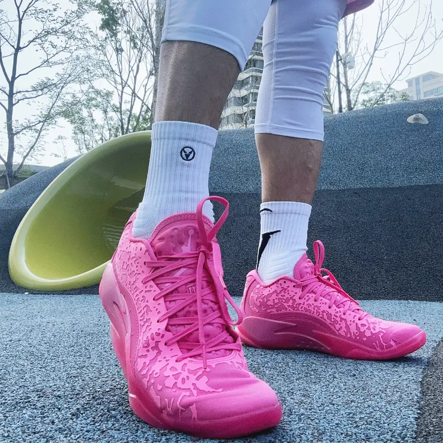 Alternative view of Giày Nike Air Jordan Zion 3 ‘Pink Lotus’ DR0676-600