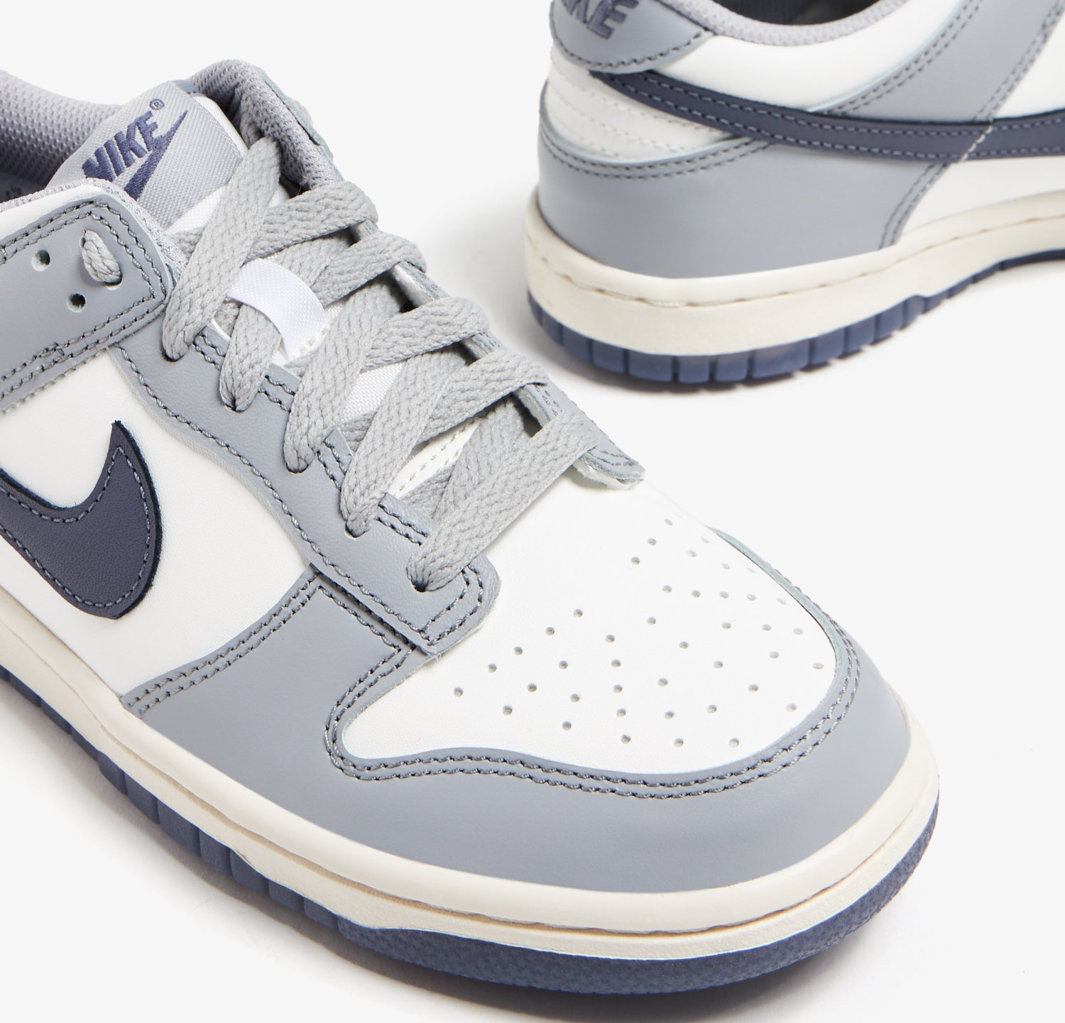 Giày Nike Dunk Low ‘Platinum Tint Light Carbon’ FB9109-101 - Ảnh 3