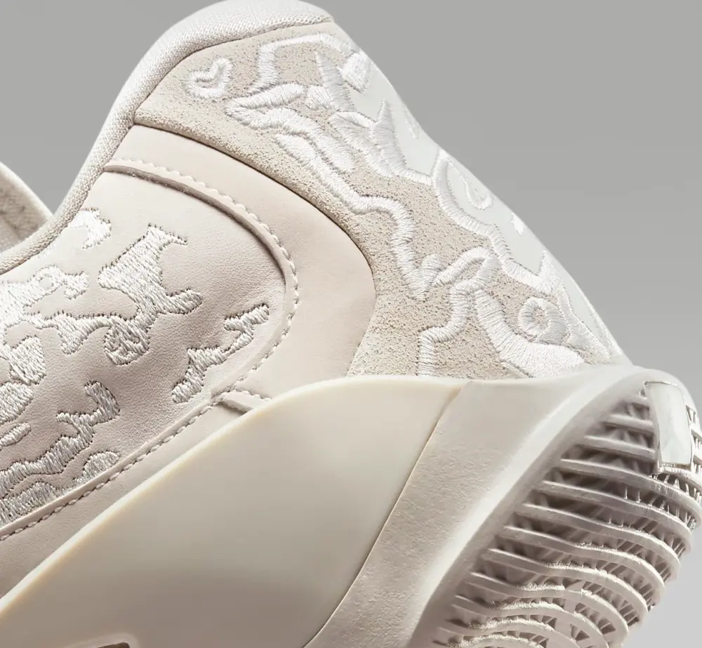 Alternative view of Giày Nike Jordan Zion 3 Mud ‘Light Bone’ FN1778-040