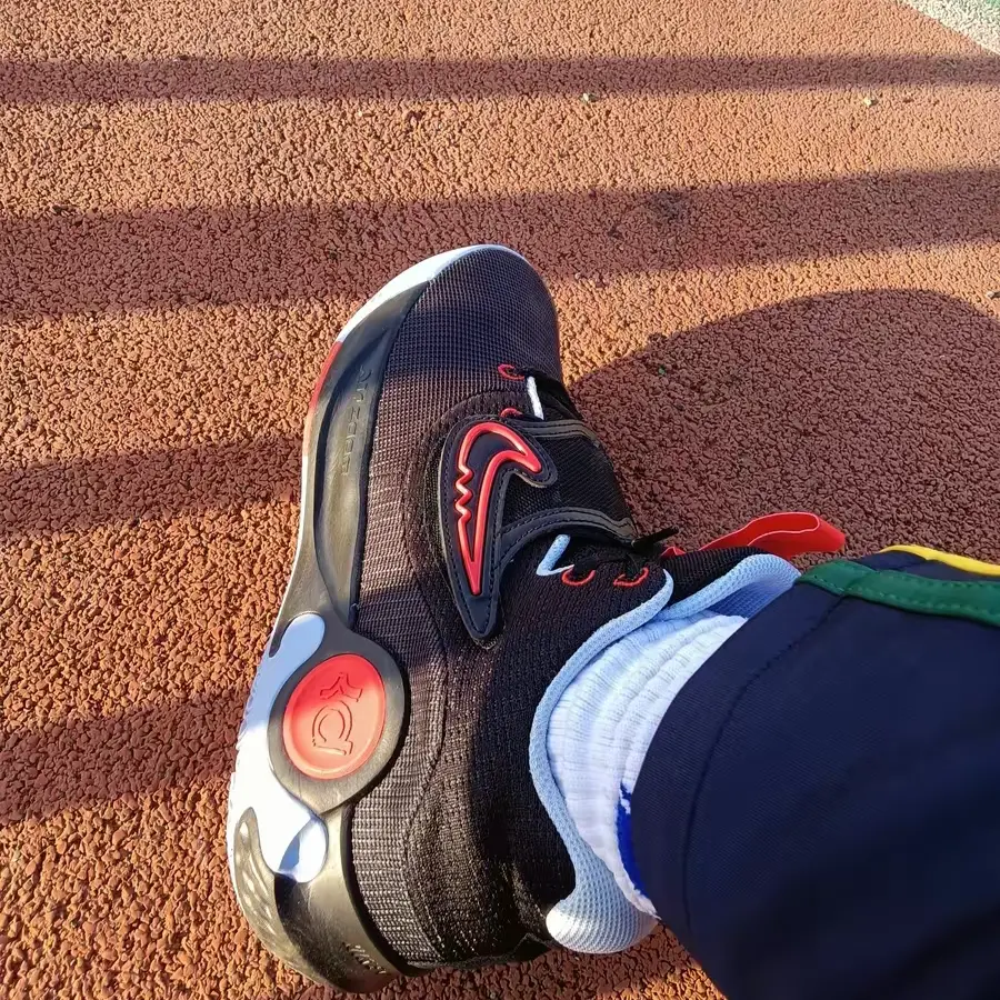 Alternative view of Giày Nike KD Trey 5 X ‘Black Light Crimson’ DD9538-011