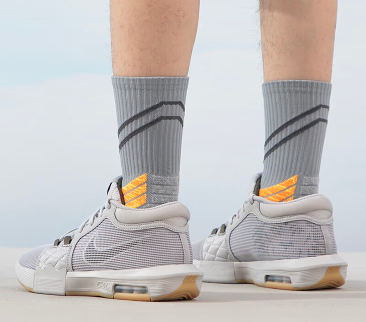 Giày Nike LeBron Witness 8 EP ‘Light Iron Ore’ FB2237-003 - Ảnh 2