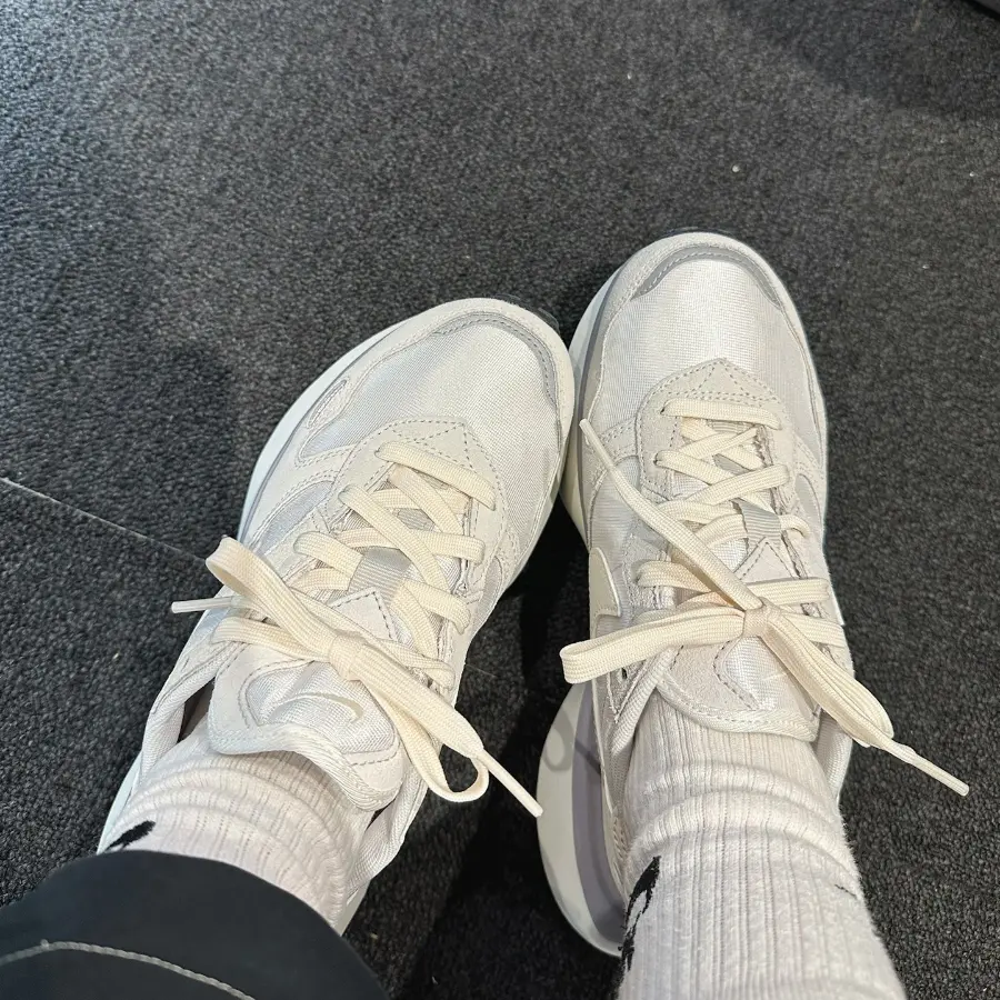 Alternative view of Giày Nike Phoenix Waffle ‘Platinum Tint Pale Ivory’ FD2196-002
