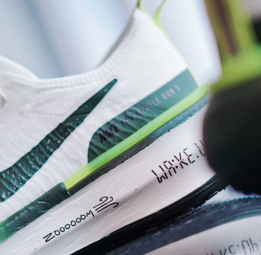Giày Nike ZoomX Invincible Run Flyknit 3 ‘Wake Up Pack’ FZ4018-100 - Ảnh 5