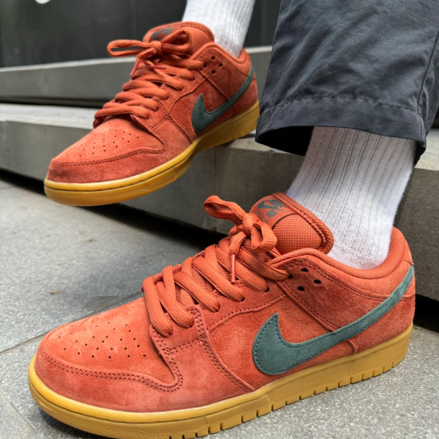 Giày Nike Dunk Low SB ‘Burnt Sunrise’ HF3704-800 - Ảnh 2