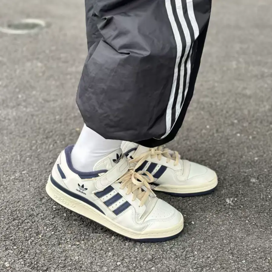 Alternative view of Giày Adidas Forum 84 Low ‘Shadow Navy’ IE9935