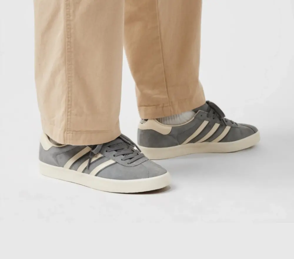 Alternative view of Giày adidas Gazelle 85 'Grey Wonder White' IG1353