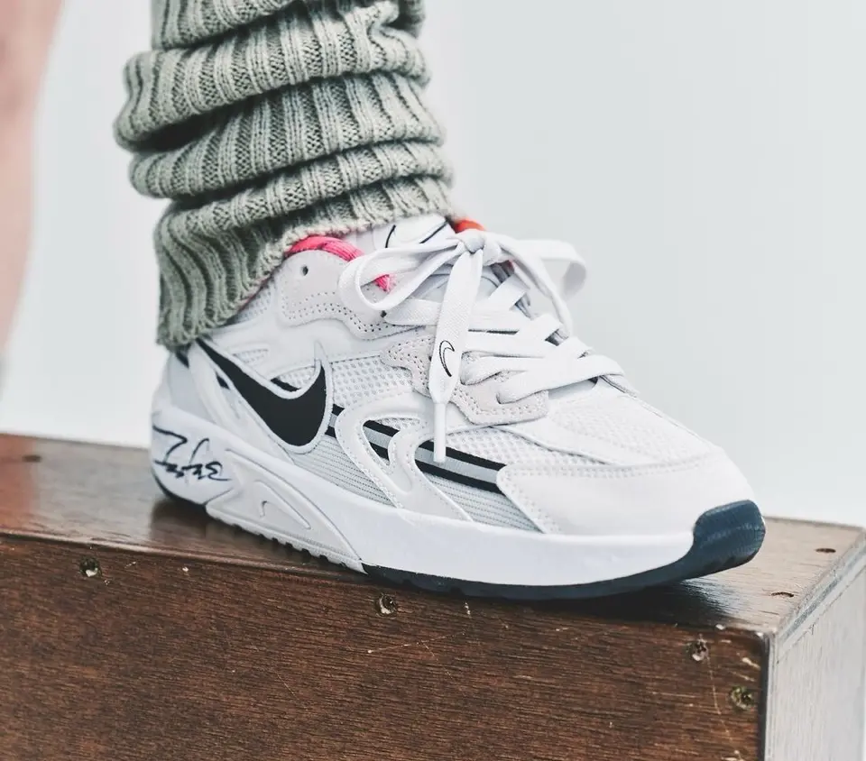 Alternative view of Giày Nike X Futura Jam Train Olympics FZ8966-100