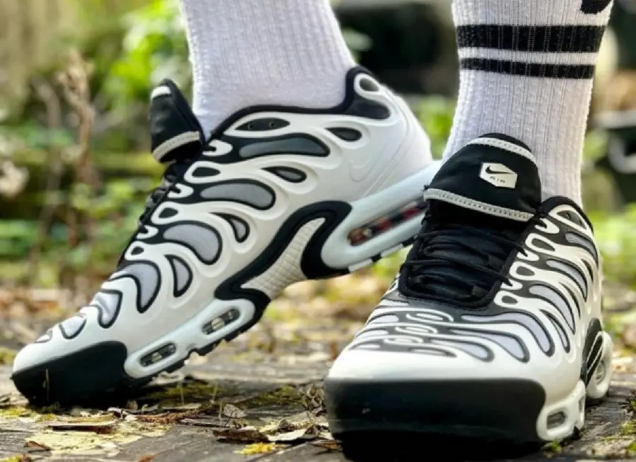 Giày Nike Air Max Plus Drift ‘Panda’ FV4081-102 - Ảnh 3