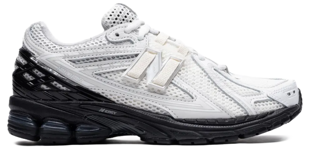 Giày New Balance 1906R x Comme des Garcons Homme ‘White’ M1906RCO