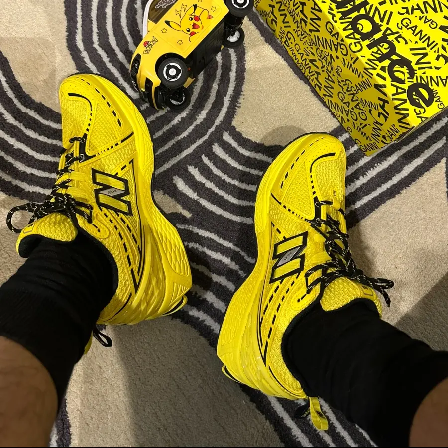 Giày New Balance GANNI x 1906R ‘Blazing Yellow’ M1906RGA - Ảnh 6