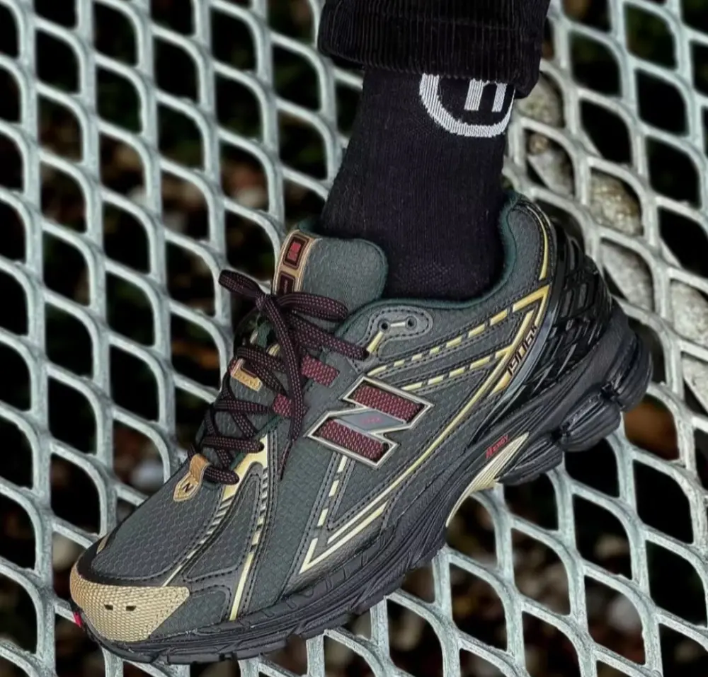 Giày New Balance 1906R x Kith ‘Black’ M1906RKS - Ảnh 3