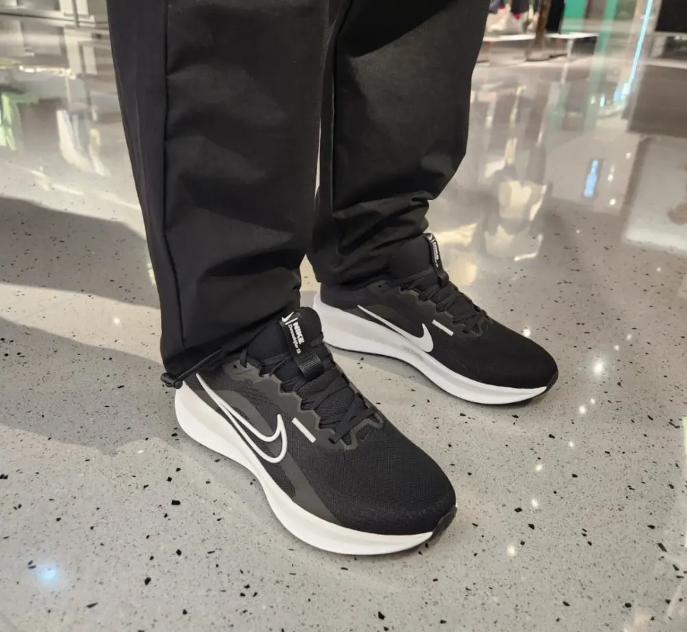 Giày Nike Downshifter 13 ‘Black White’ FD6454-001 - Ảnh 3