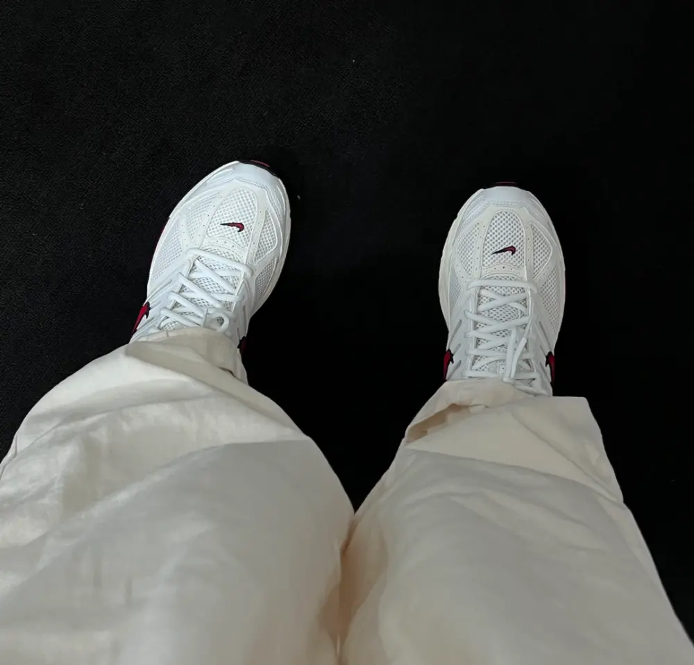 Alternative view of Giày Nike Air Pegasus 2005 ‘White Gym Red’ FN7153-101