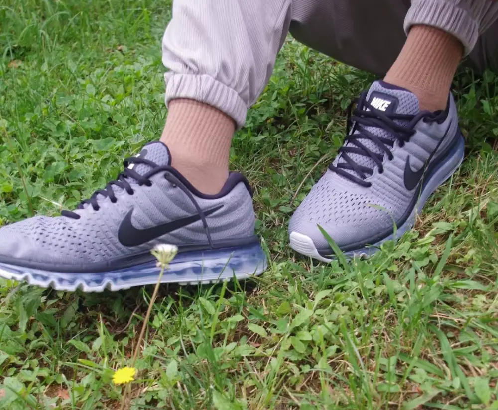 Alternative view of Giày Nike Air Max 2017 ‘Cool Grey’ 849559-011