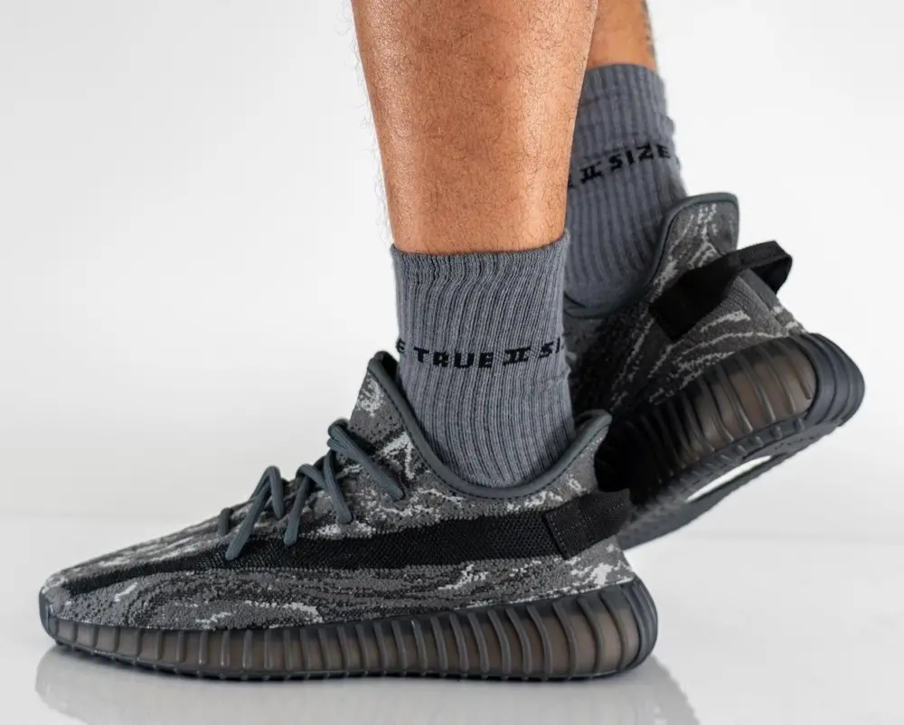 Giày Adidas Yeezy Boost 350 V2 ‘MX Dark Salt’ ID4811 - Ảnh 4
