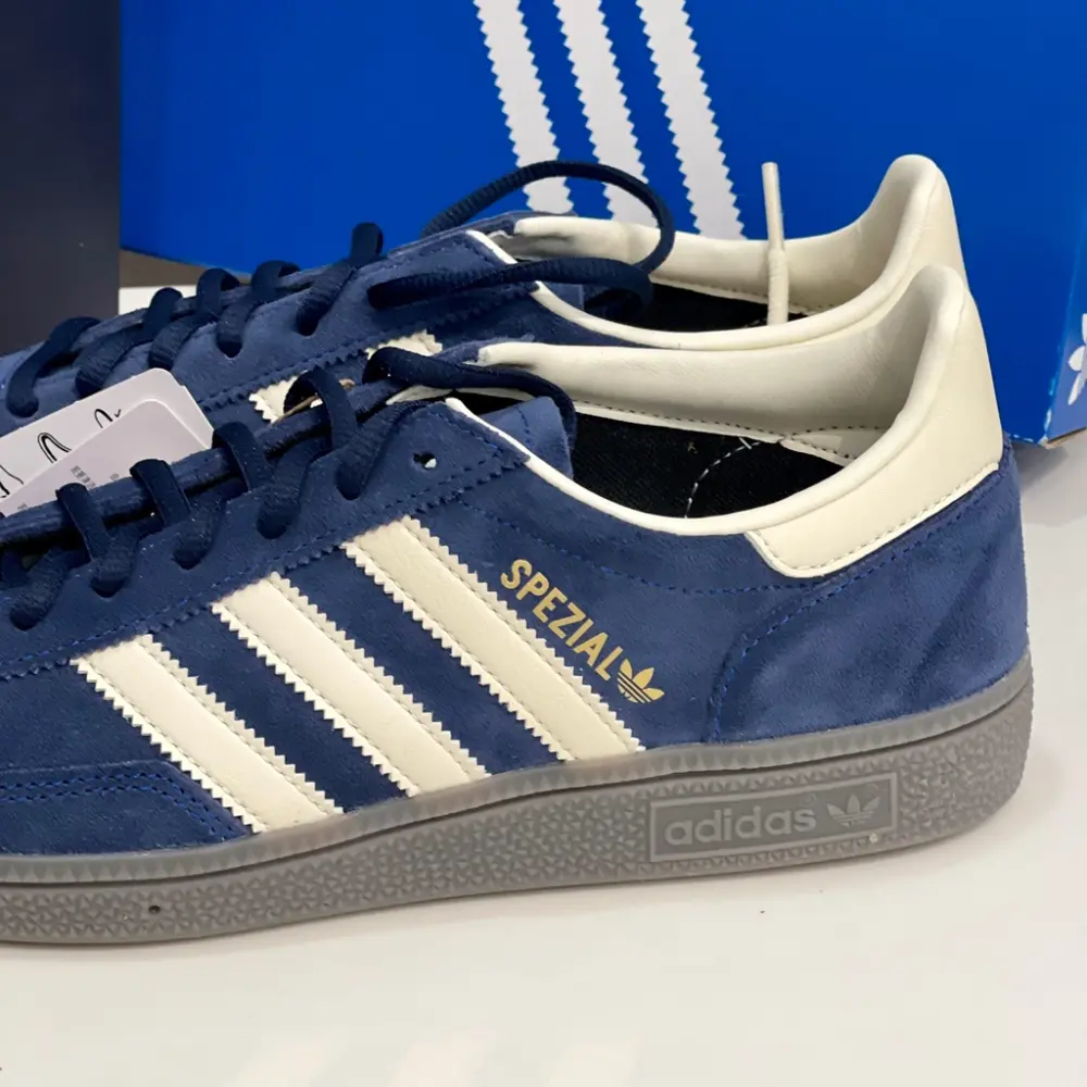 Alternative view of Giày Adidas Handball Spezial 'Night Indigo' IF7087