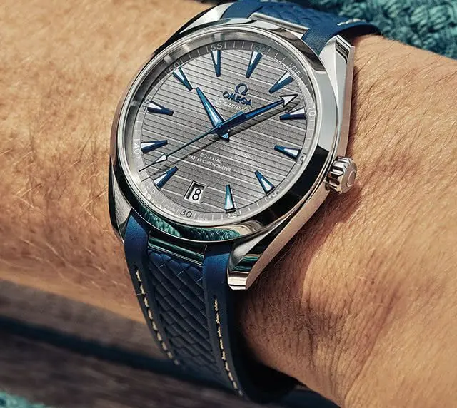 Alternative view of Đồng Hồ Omega Seamaster Aqua Terra ‘Blue’ 220-12-41-21-03-001