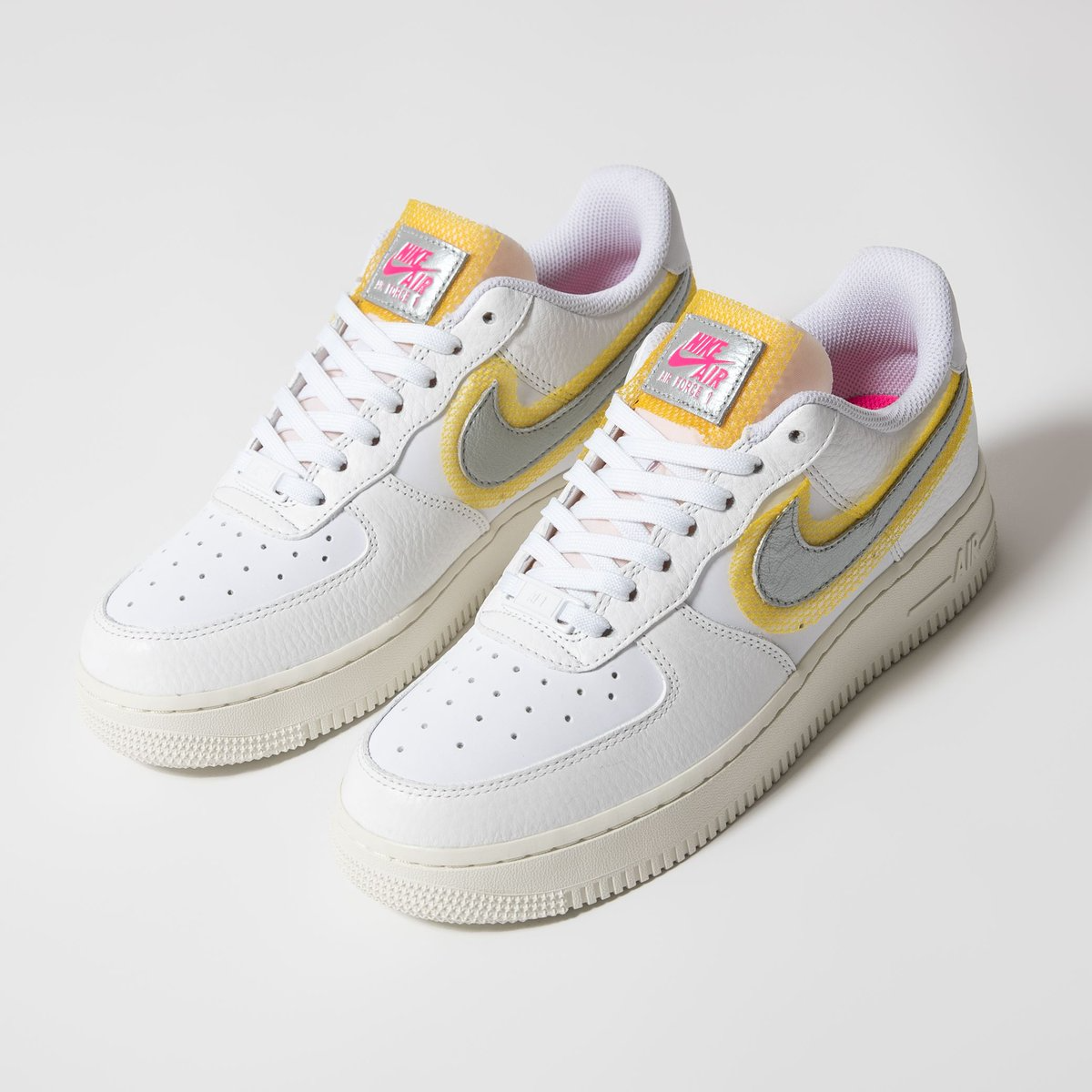 Giày Nike Air Force 1 07 LX 'White Metallic Silver' CZ8104-100 - Ảnh 7