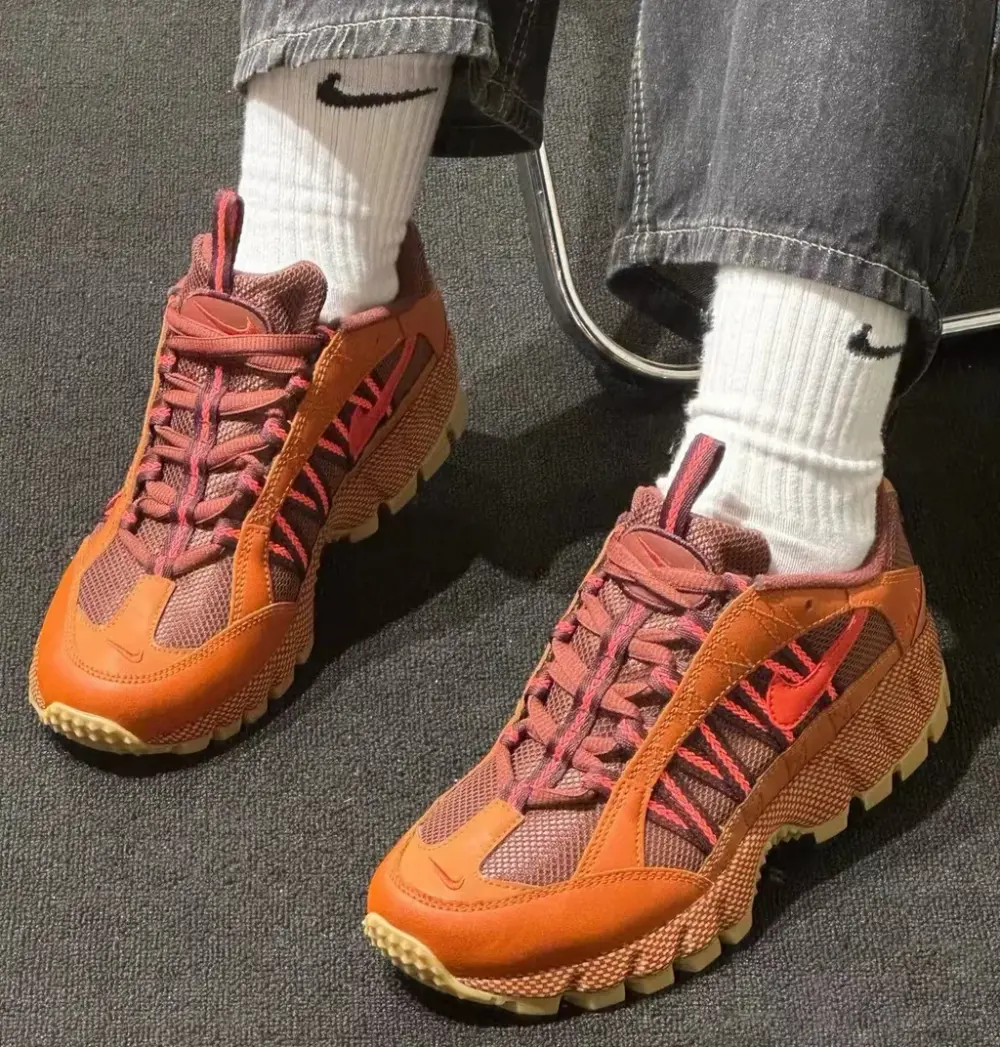 Alternative view of Giày Nike Air Humara Cosmic 'Clay Brown' FJ7109-200