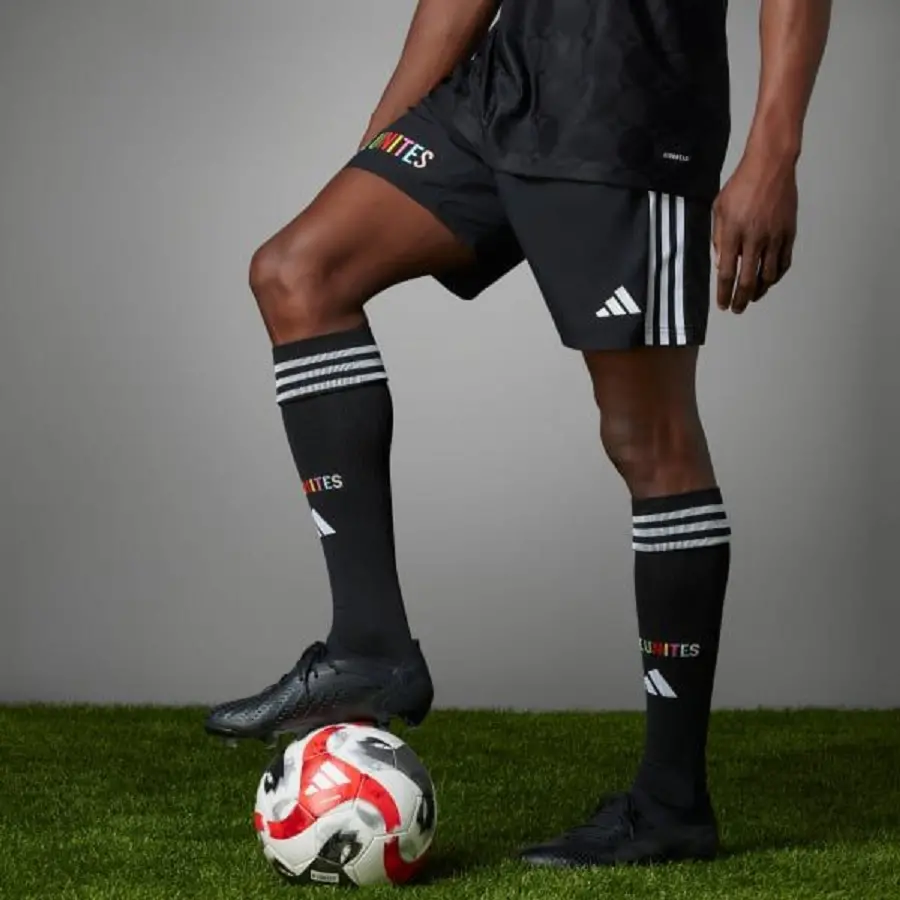 Alternative view of Giày Adidas Predator Accuracy.1 Low FG 'Core Black' GW4575