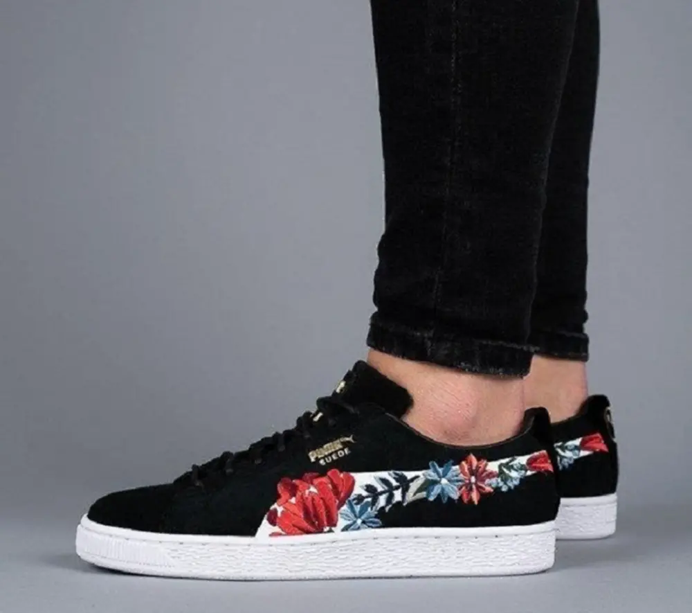 Alternative view of Giày Puma Suede ‘Hyper Embelished’ 366124-01
