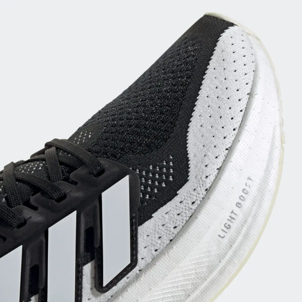 Alternative view of Giày Adidas Ultraboost 5 ‘Black White’ IF1480