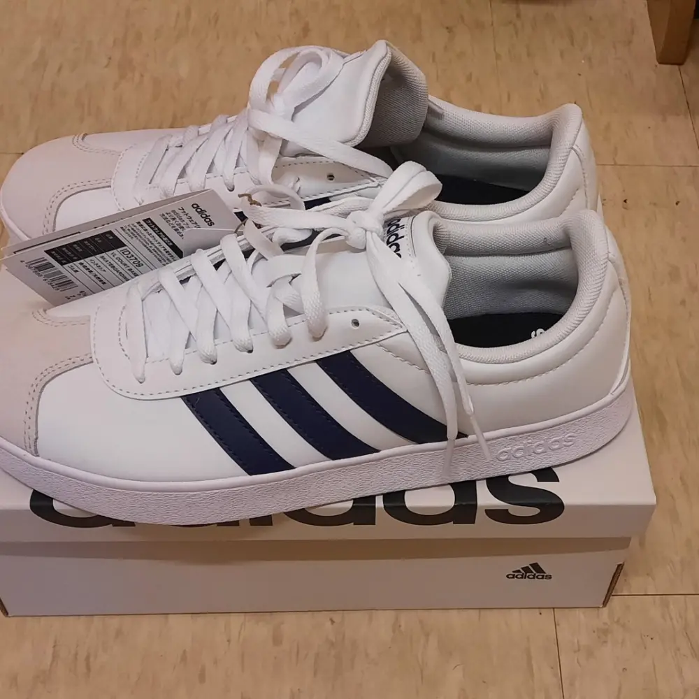 Alternative view of Giày Adidas VL Court Base 'Cloud White' ID3709