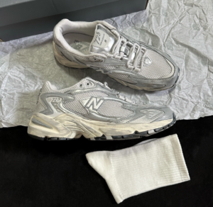 Alternative view of Giày New Balance 725v1 ‘Rain Cloud Silver’ ML725SG1