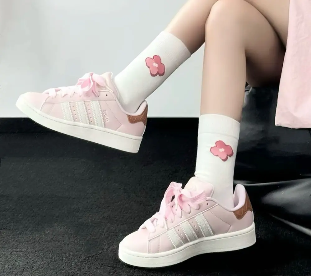 Alternative view of Giày Adidas Campus 00s ‘Ice Cream’ IH3280