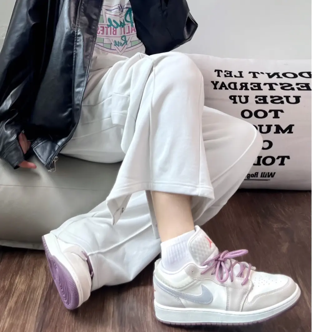 Alternative view of Giày Nike Air Jordan 1 Low Alt SE 'Legend Light Brown' FQ8094-100