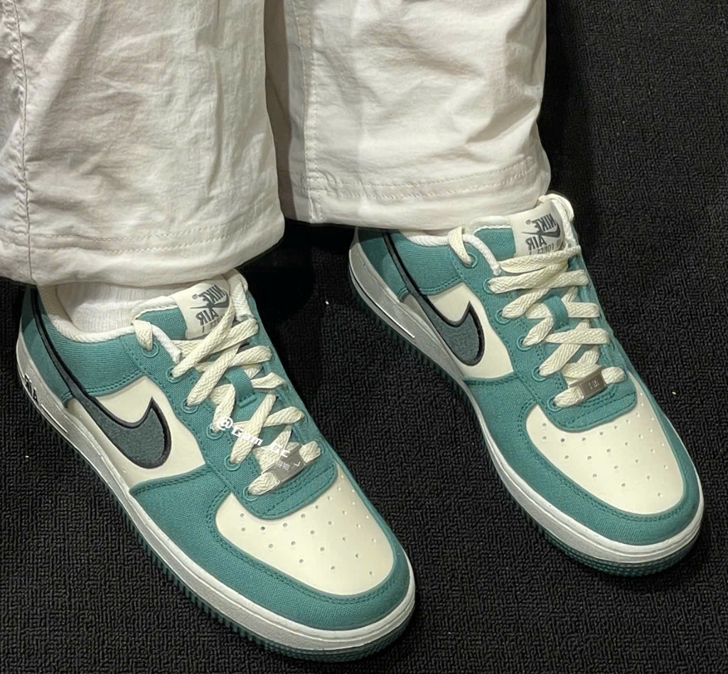 Giày Nike Air Force 1 Low ‘Notebook Scribbles’ FQ8713-100 - Ảnh 3